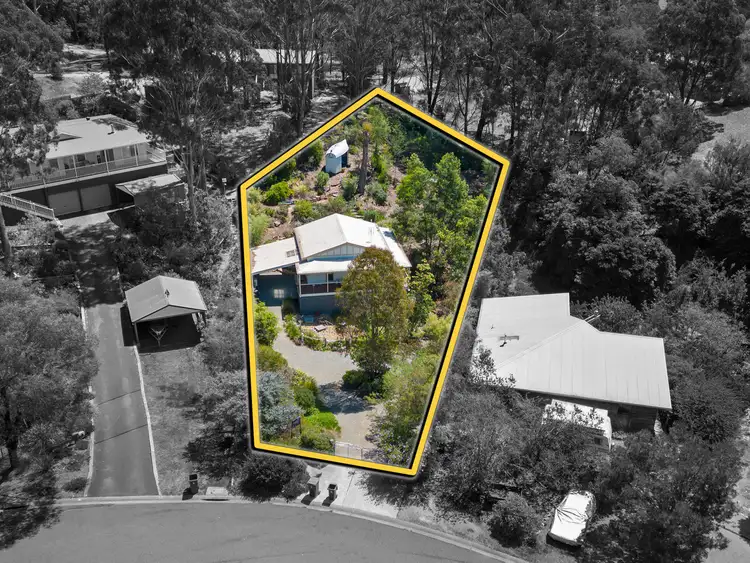 12a & b Banool Close, Metung VIC 3904