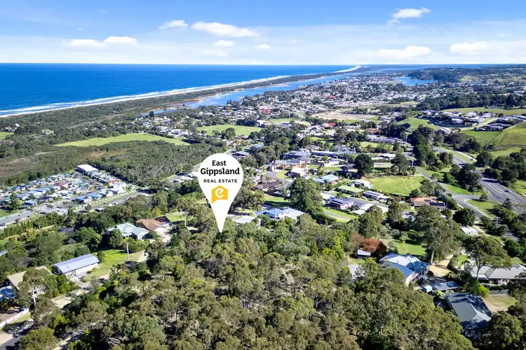 Fifth view of Homely house listing, 1/17 Ocean View Parade, Lakes Entrance VIC 3909