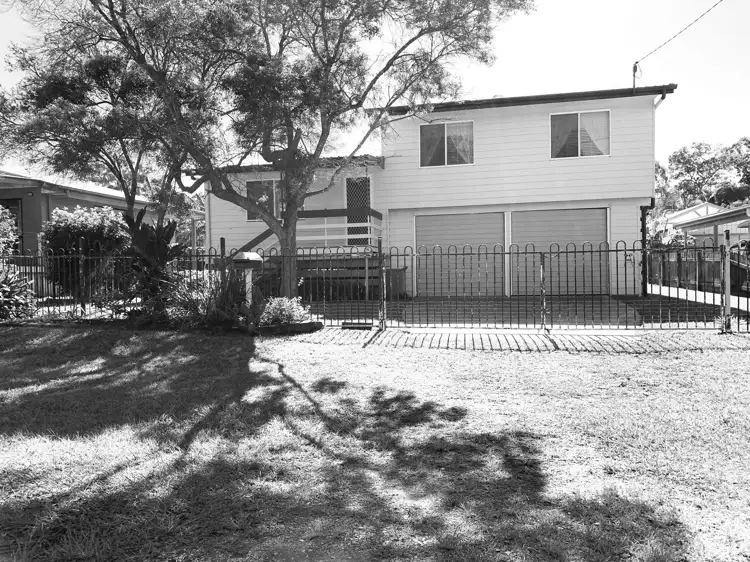 12 Mareela Street, Coochiemudlo Island QLD 4184