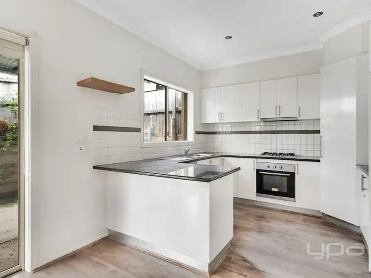 13A Green Valley Grove, Meadow Heights VIC 3048
