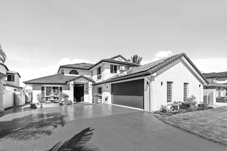 12 Mainsail Street, Birkdale QLD 4159