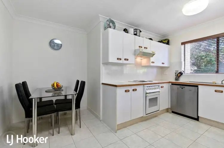 Fifth view of Homely unit listing, 2/87 Farnell Street, Chermside QLD 4032