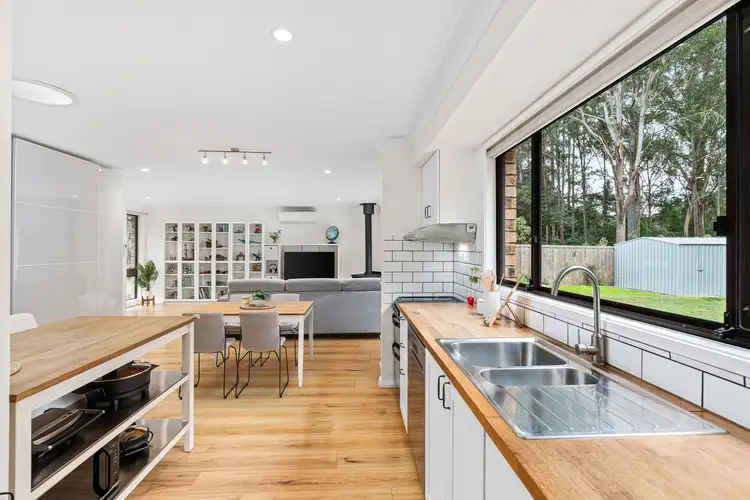 Fifth view of Homely house listing, 46 Balfour Close, Springfield NSW 2250