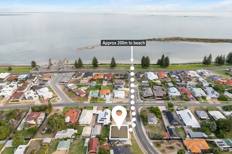 5 Hawker Street, Safety Bay WA 6169