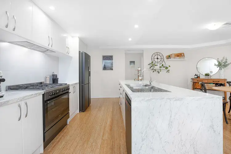 Sixth view of Homely house listing, 6 Kowara Dale, Beeliar WA 6164