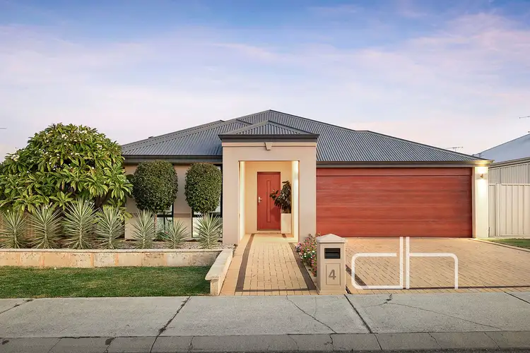 4 Condro Bend, Sinagra WA 6065