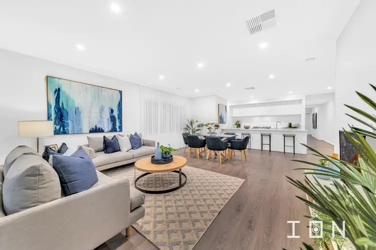 24 Hikari Crescent, Cranbourne South VIC 3977