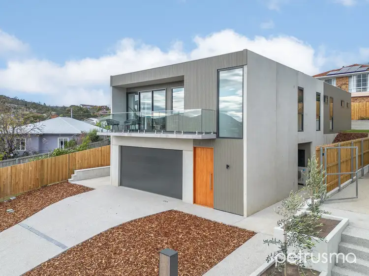 10 Loinah Road, Montagu Bay TAS 7018