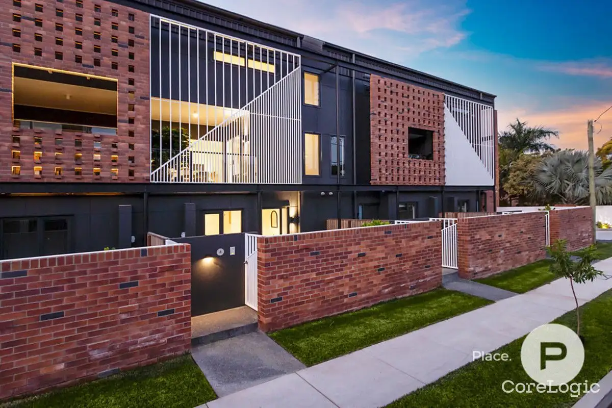 Main view of Homely townhouse listing, 4/2 Laver Street, Macgregor QLD 4109