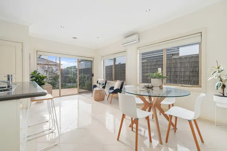 Fourth view of Homely unit listing, 2/18 Clarkestown Avenue, Mount Eliza VIC 3930