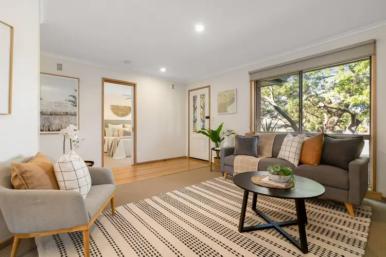 Fifth view of Homely house listing, 17 Juliana Drive, Carrum Downs VIC 3201
