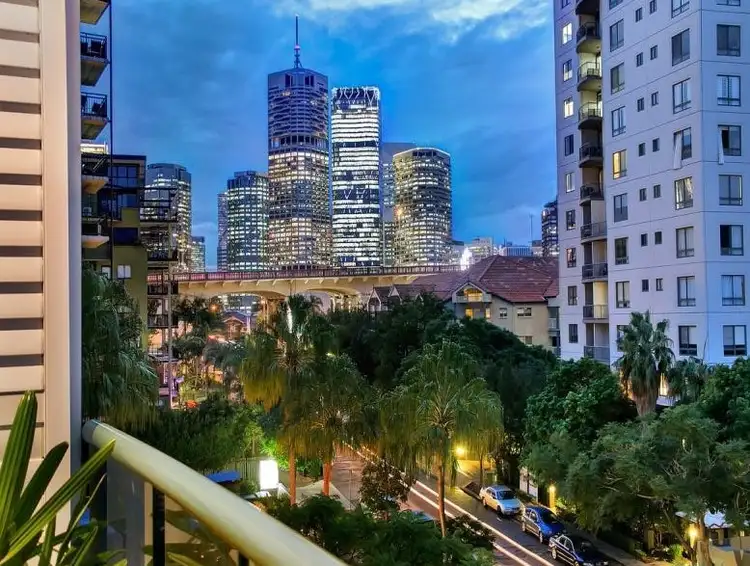 Sixth view of Homely apartment listing, 34/10 Goodwin Street, Kangaroo Point QLD 4169