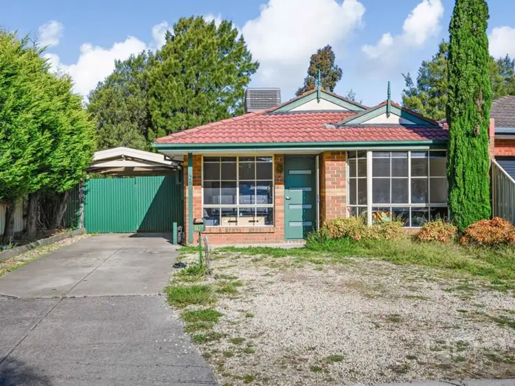 28 Rostron Way, Roxburgh Park VIC 3064