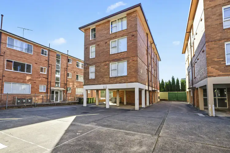 2/59 Albert Crescent, Burwood NSW 2134