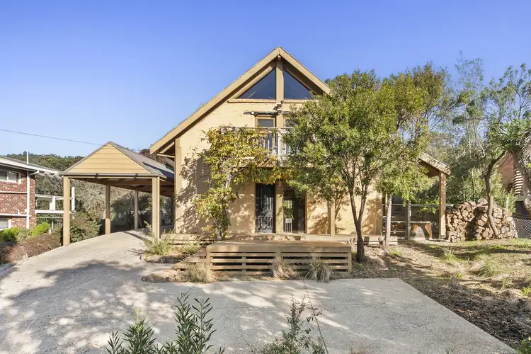 8 Weymouth Drive, Dromana VIC 3936