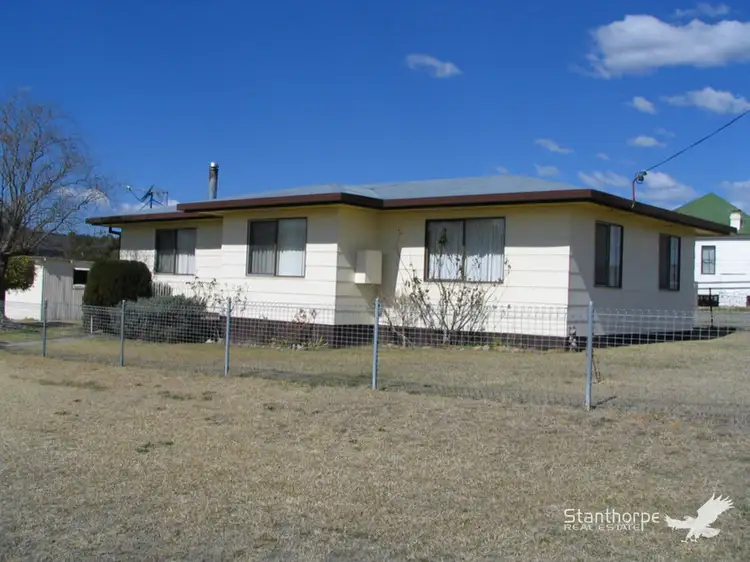 35 Callandoon Street, Wallangarra QLD 4383