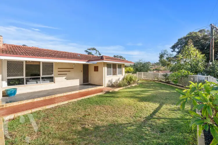 Fifth view of Homely house listing, 1 Aumerle Way, Spearwood WA 6163