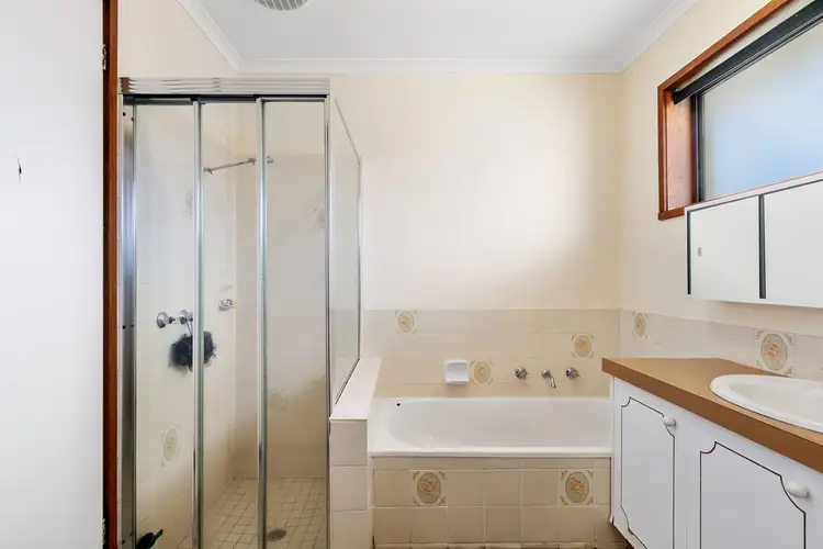 Second view of Homely house listing, 1 Ivy Court, Sale VIC 3850