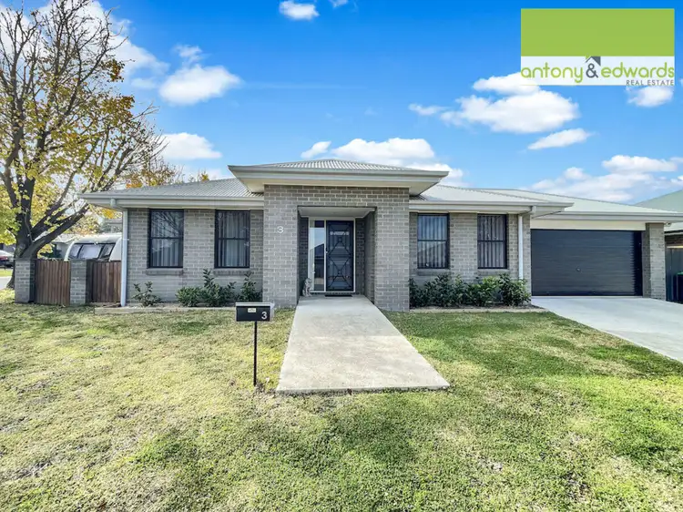 Main view of Homely house listing, 3 Huxtable Place, Goulburn NSW 2580