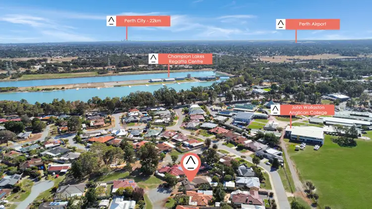 Second view of Homely house listing, 19 Troon Place, Camillo WA 6111