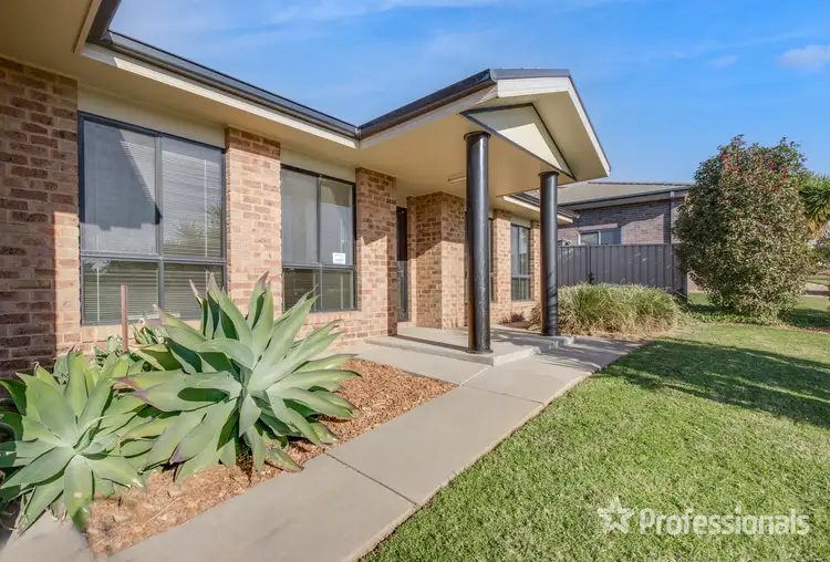 50 Yarrawah Crescent, Bourkelands NSW 2650