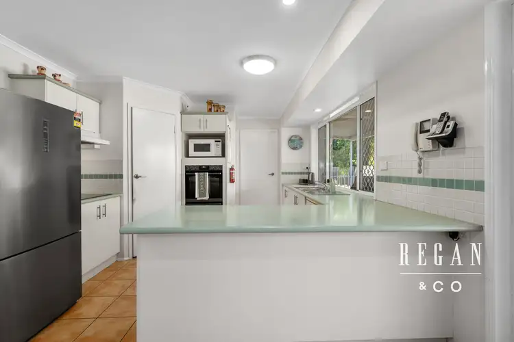 Fifth view of Homely house listing, 8 Lynanda Court, Rothwell QLD 4022