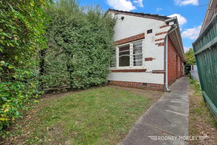 58 Lewisham Road, Windsor VIC 3181