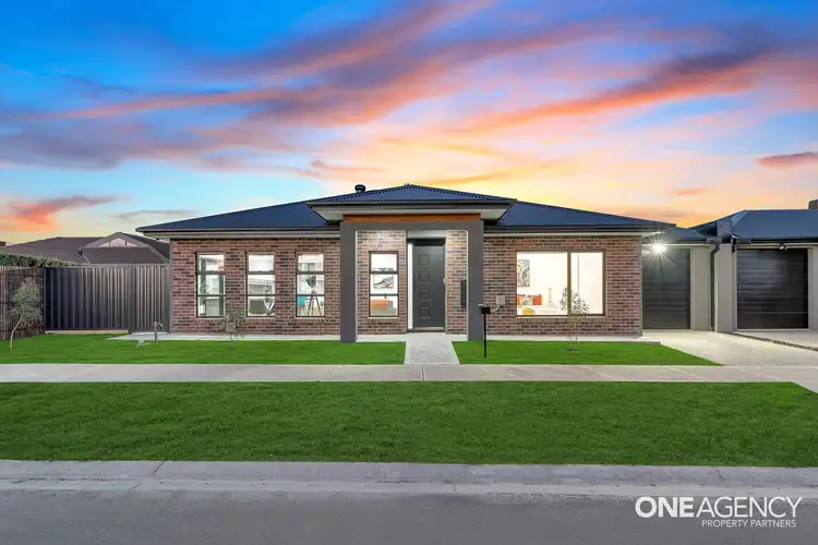 Main view of Homely unit listing, 19 Missen Court, Altona Meadows VIC 3028