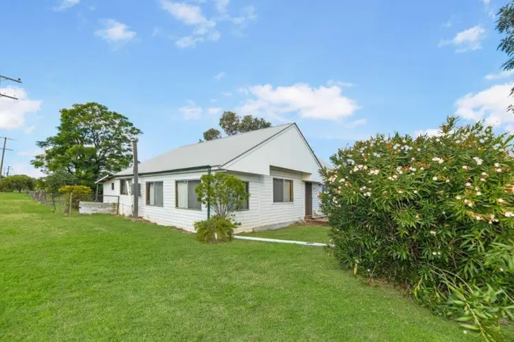 111 Laidlaw Street, Boggabri NSW 2382
