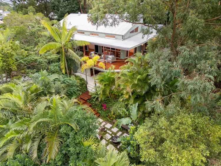 13 Angel Court, Eatons Hill QLD 4037