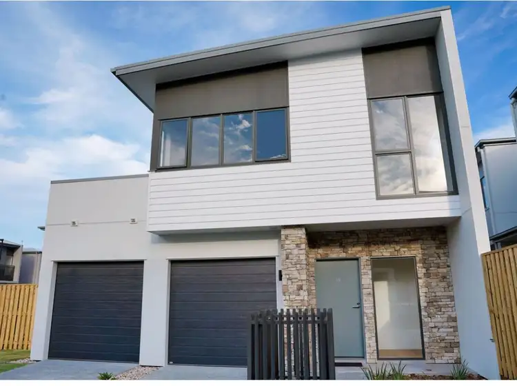 60/191 Marina Quays Boulevard, Hope Island QLD 4212