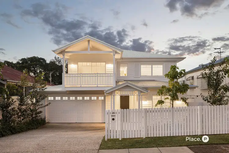 26 McIlwraith Avenue, Norman Park QLD 4170