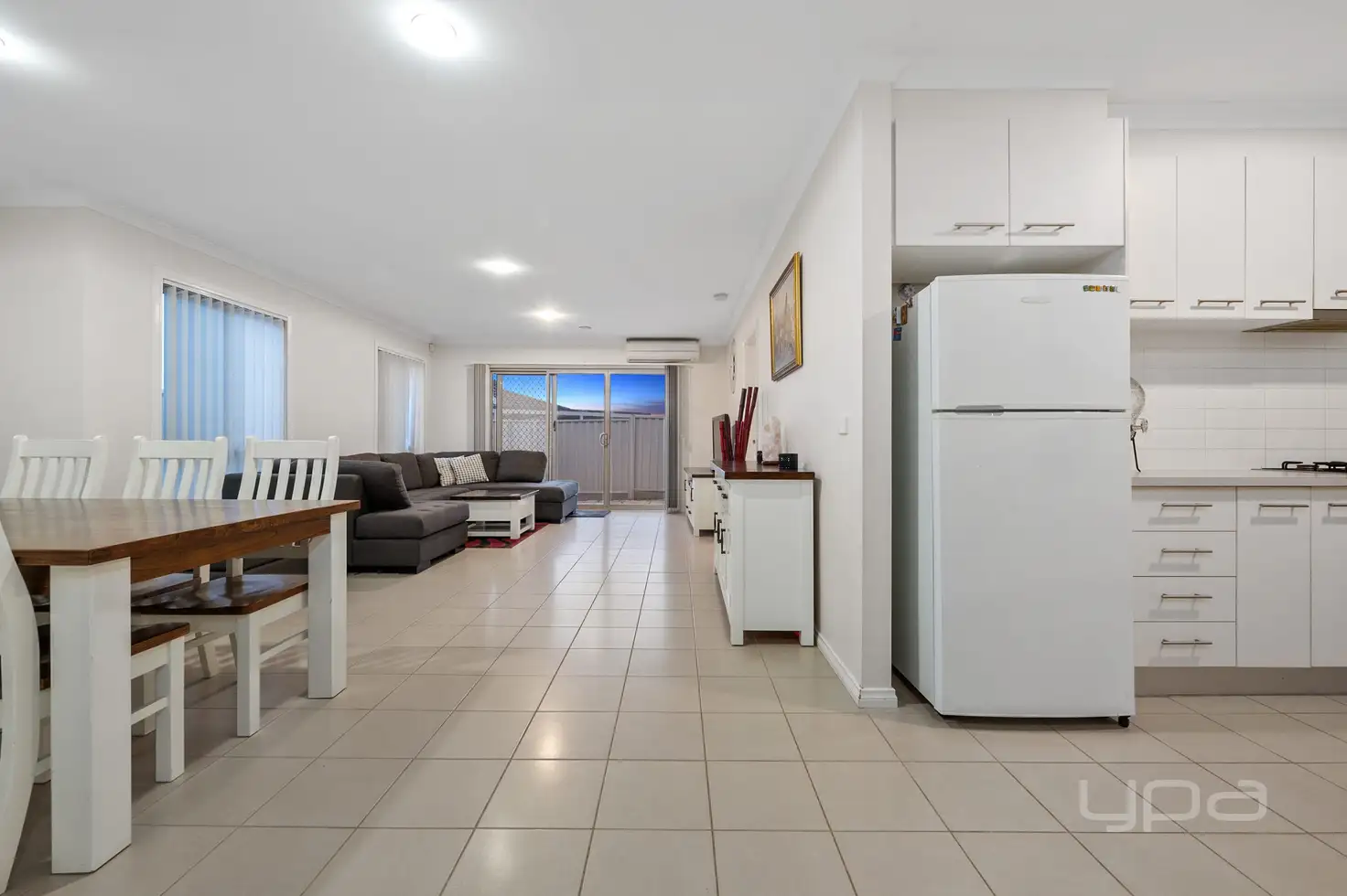 Main view of Homely unit listing, 2/37 Lomandra Bowl, Harkness VIC 3337