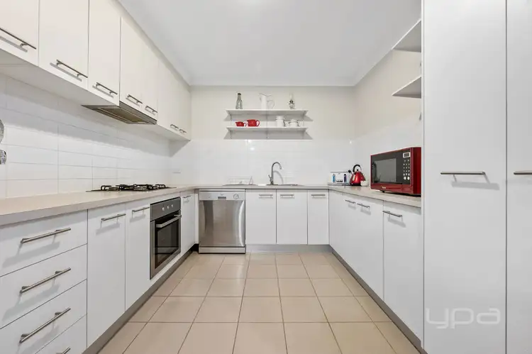 Fourth view of Homely unit listing, 2/37 Lomandra Bowl, Harkness VIC 3337