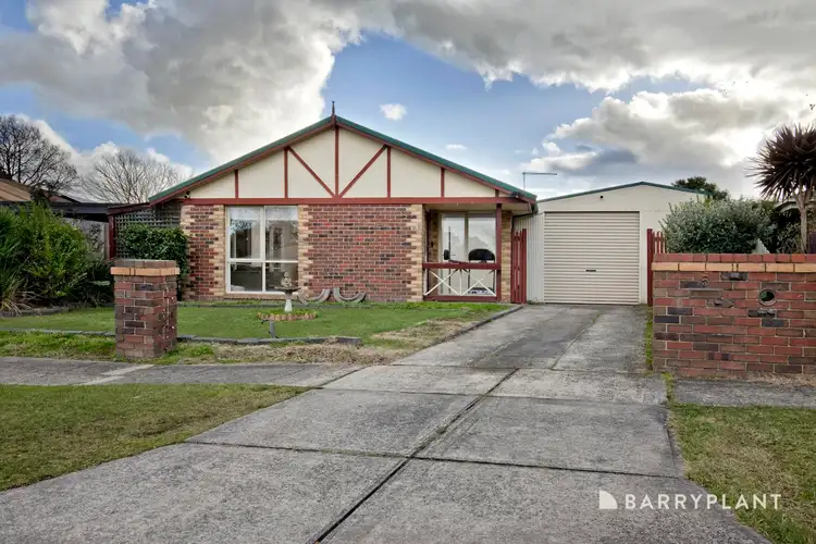 5 Hanley Court, Pakenham VIC 3810