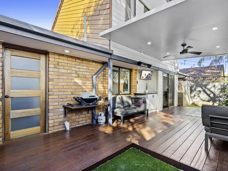 20/172 Barrier Reef Drive, Mermaid Waters QLD 4218