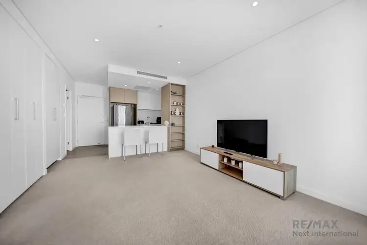 Second view of Homely apartment listing, 20906/320 MacArthur Avenue, Hamilton QLD 4007