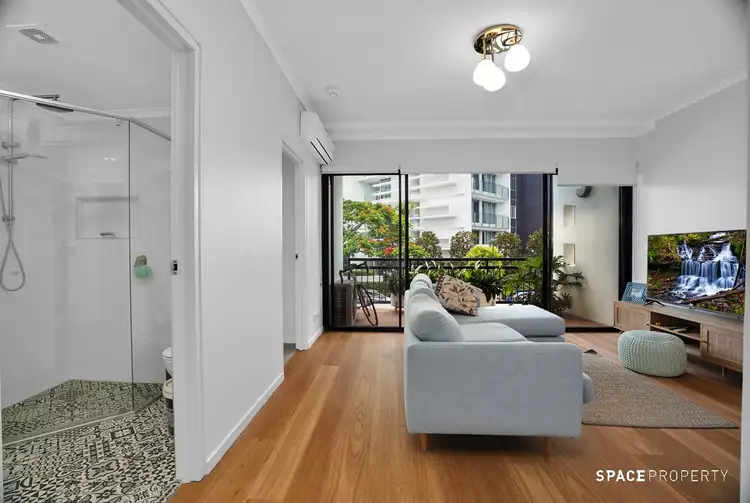 Second view of Homely apartment listing, 2/2 Macquarie Street, Teneriffe QLD 4005