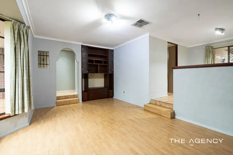 Fourth view of Homely house listing, 8 Balmain Way, Heathridge WA 6027