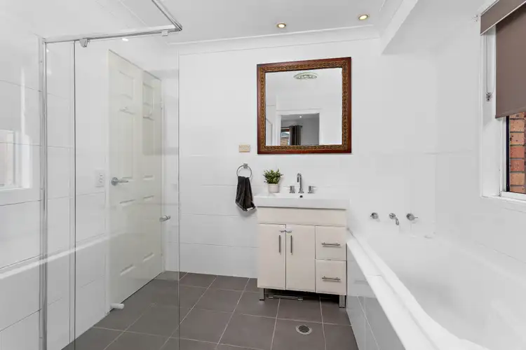 Sixth view of Homely house listing, 5 Sandpiper Close, Albion Park Rail NSW 2527