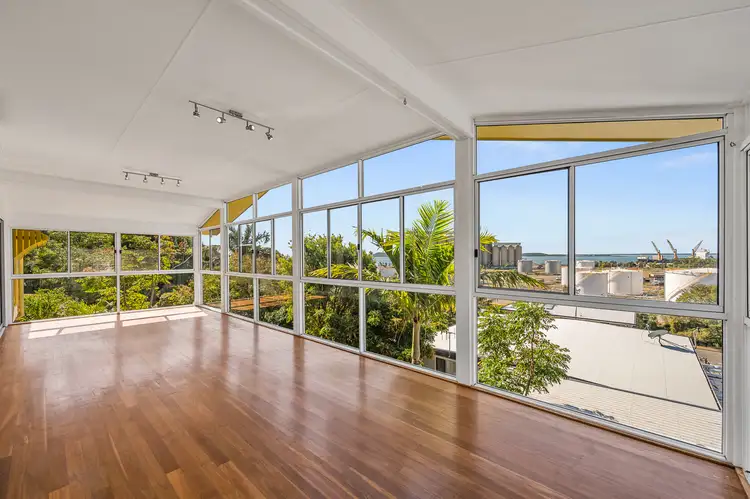 4 Lord Street, Gladstone Central QLD 4680