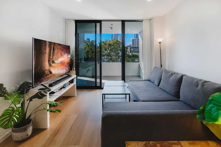 Fourth view of Homely apartment listing, 23/18 Remembrance Drive, Surfers Paradise QLD 4217