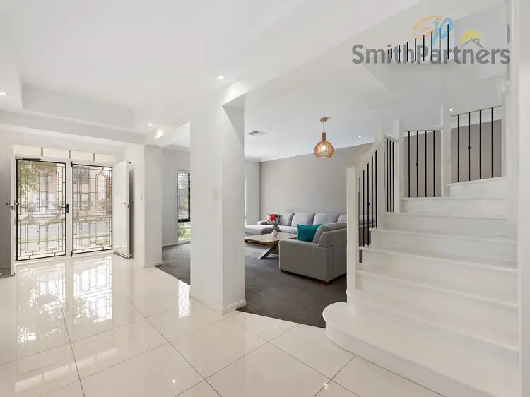 11 Kingfisher Avenue, Mawson Lakes SA 5095