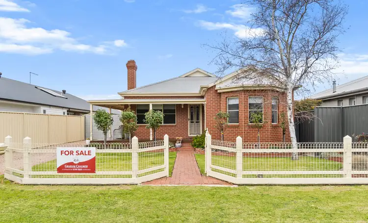 8 Codrington Street, Sale VIC 3850