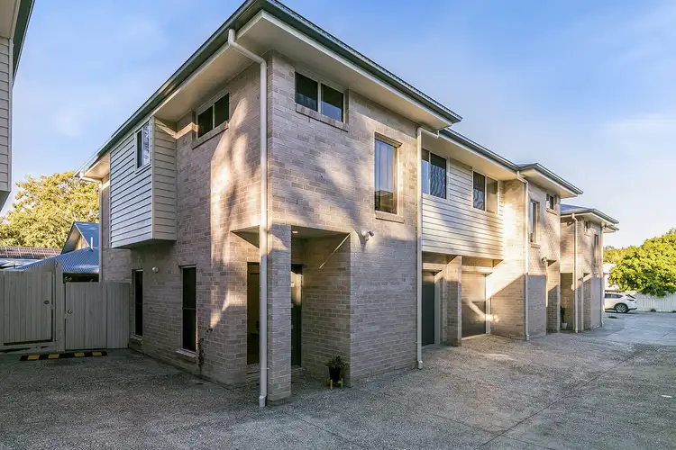 Third view of Homely townhouse listing, 8/5-9 Victor Street, Birkdale QLD 4159