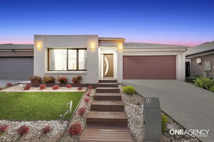 25 Tamborine Avenue, Point Cook VIC 3030