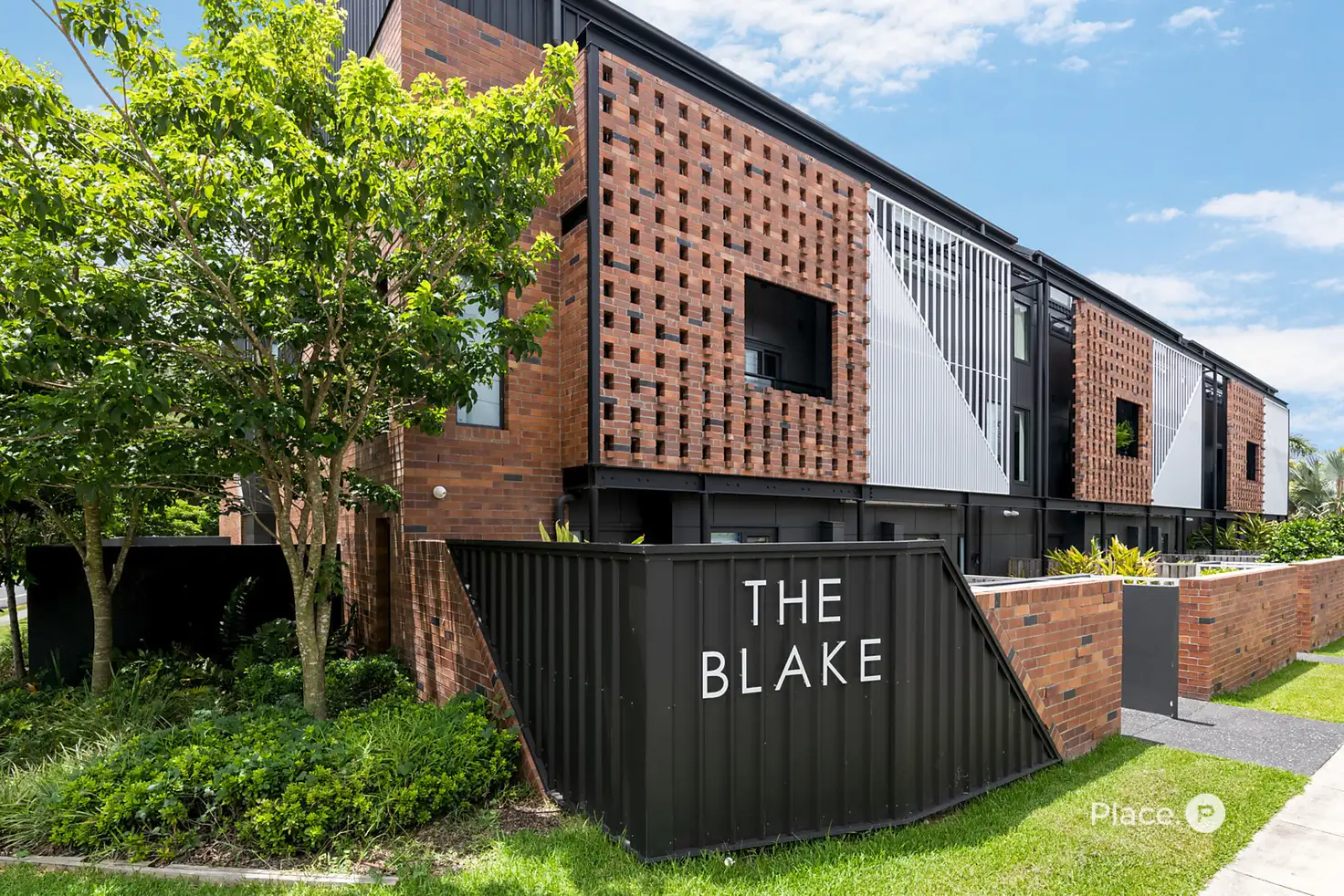 Main view of Homely townhouse listing, 10/2 Laver Street, Macgregor QLD 4109