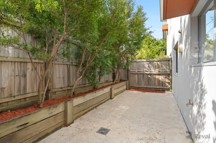 Second view of Homely unit listing, 2/46 Selborne Street, Mount Gravatt East QLD 4122