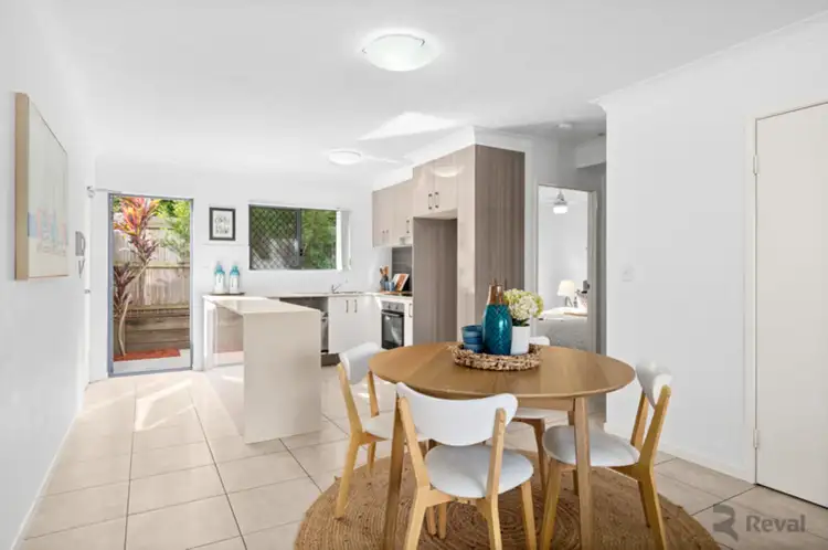 Sixth view of Homely unit listing, 2/46 Selborne Street, Mount Gravatt East QLD 4122