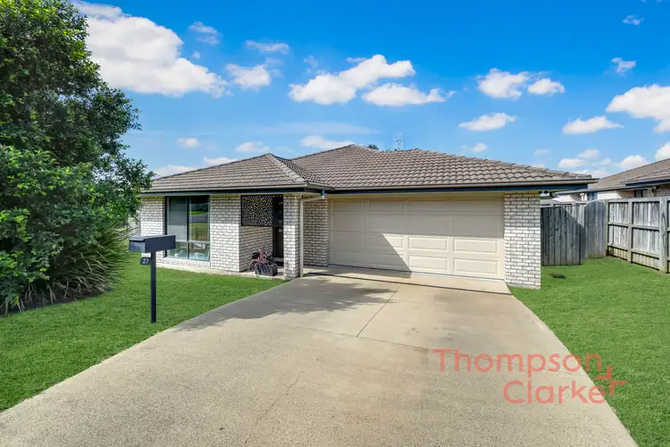 27 Cockatoo Ridge, Aberglasslyn NSW 2320